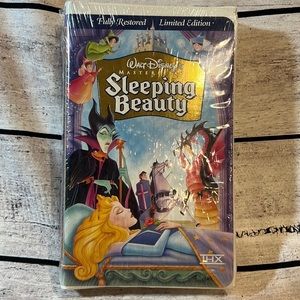 NIB Disney’s Sleeping Beauty Fully Restored Limited Edition VHS‎